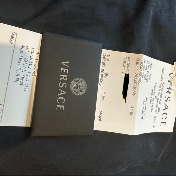 Authentic and new Versace Nylon bucket bag. - Picture 6 of 7